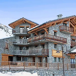 L'aigle Du Montana By Les Etincelles **** Tignes